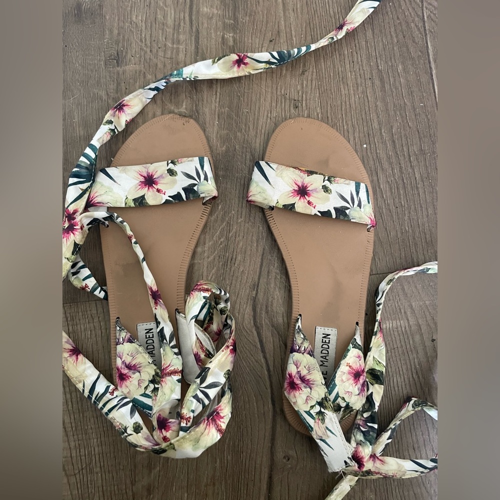 Steve Madden sandals